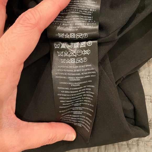 Guess LBD, size XS - Picture 7 of 7